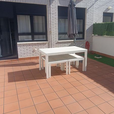 Appartamento La Terraza De La Vega - Ubicacion Inmejorable , Wifi , Terraza Y Parking Gratuito Oviedo Esterno foto