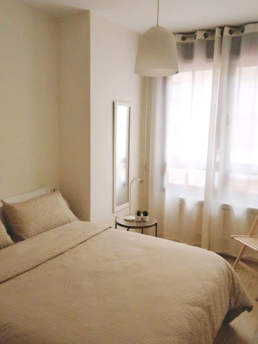 Appartamento La Terraza De La Vega - Ubicacion Inmejorable , Wifi , Terraza Y Parking Gratuito Oviedo Esterno foto