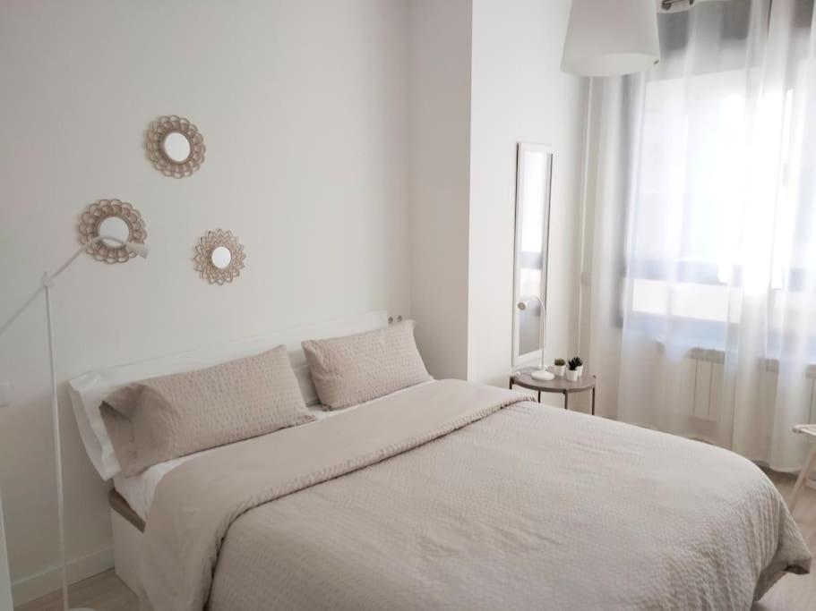 Appartamento La Terraza De La Vega - Ubicacion Inmejorable , Wifi , Terraza Y Parking Gratuito Oviedo Esterno foto