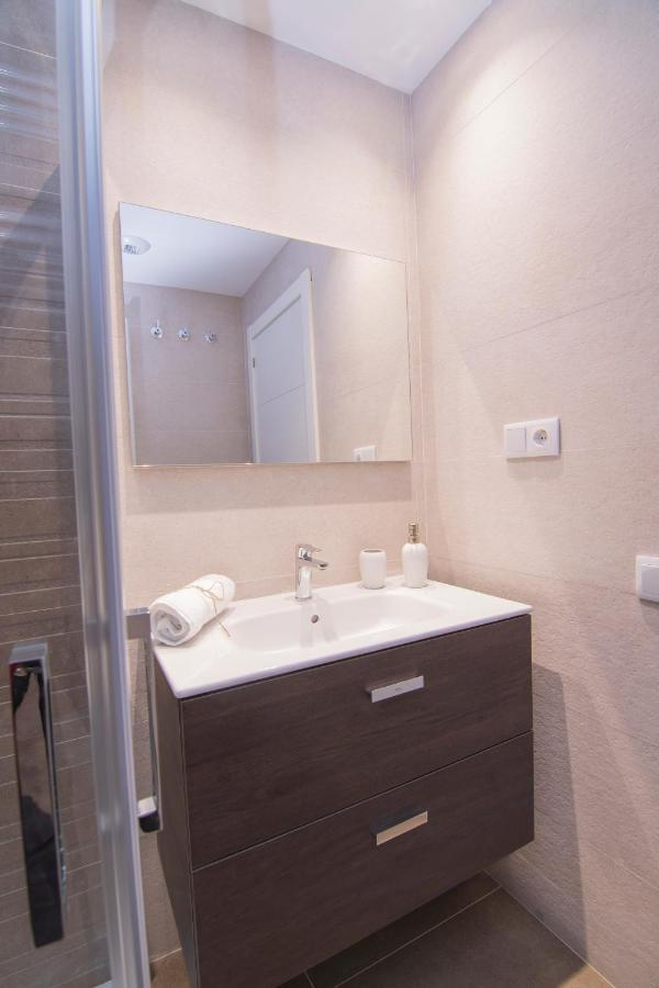 Appartamento La Terraza De La Vega - Ubicacion Inmejorable , Wifi , Terraza Y Parking Gratuito Oviedo Esterno foto