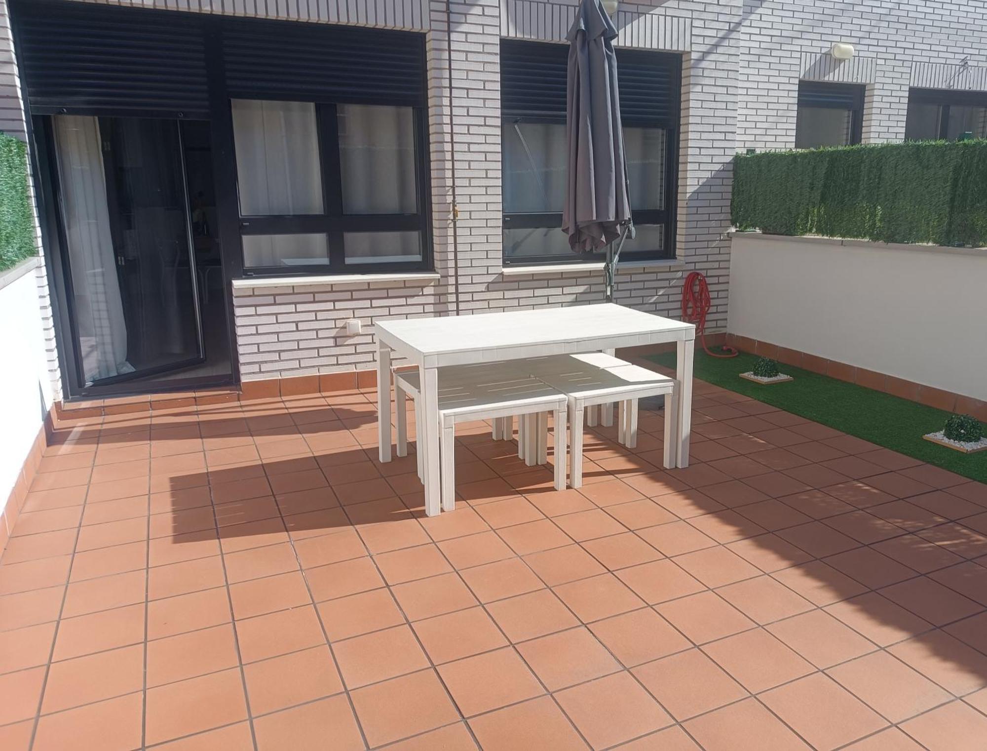 Appartamento La Terraza De La Vega - Ubicacion Inmejorable , Wifi , Terraza Y Parking Gratuito Oviedo Esterno foto